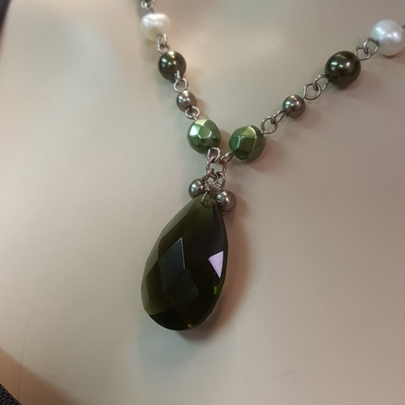 Freshwater Pearl Necklace - Picture 5 of 12